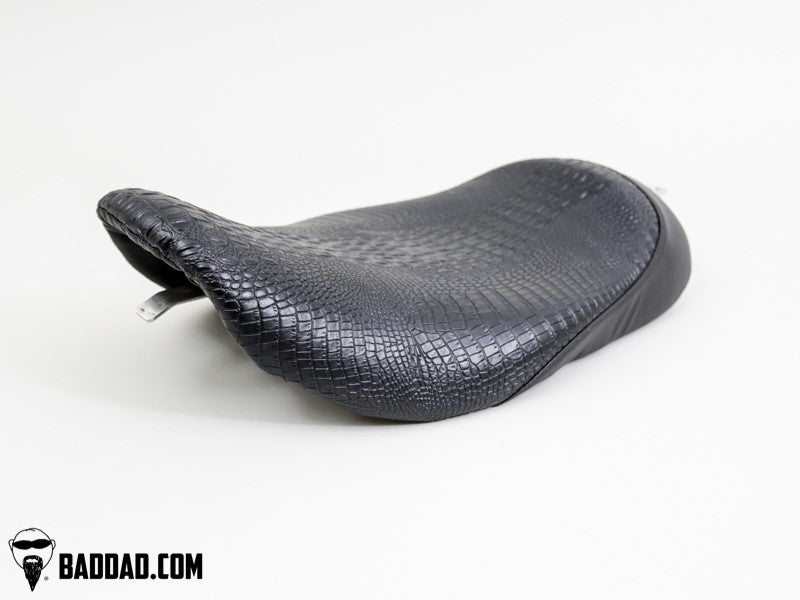 Alligator Solo Bagger Seat 97-07