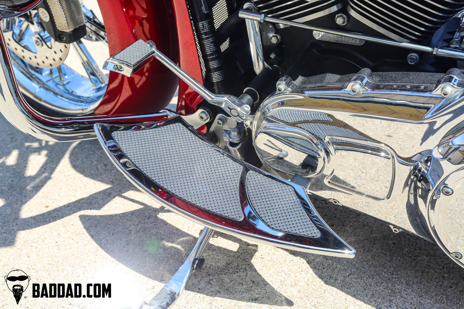Street Glide chrome floorboards