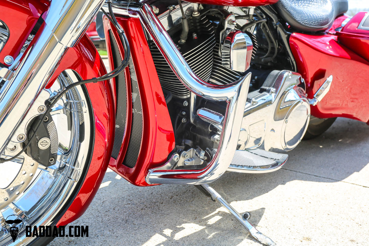 Street Glide chin spoiler and engine guard
