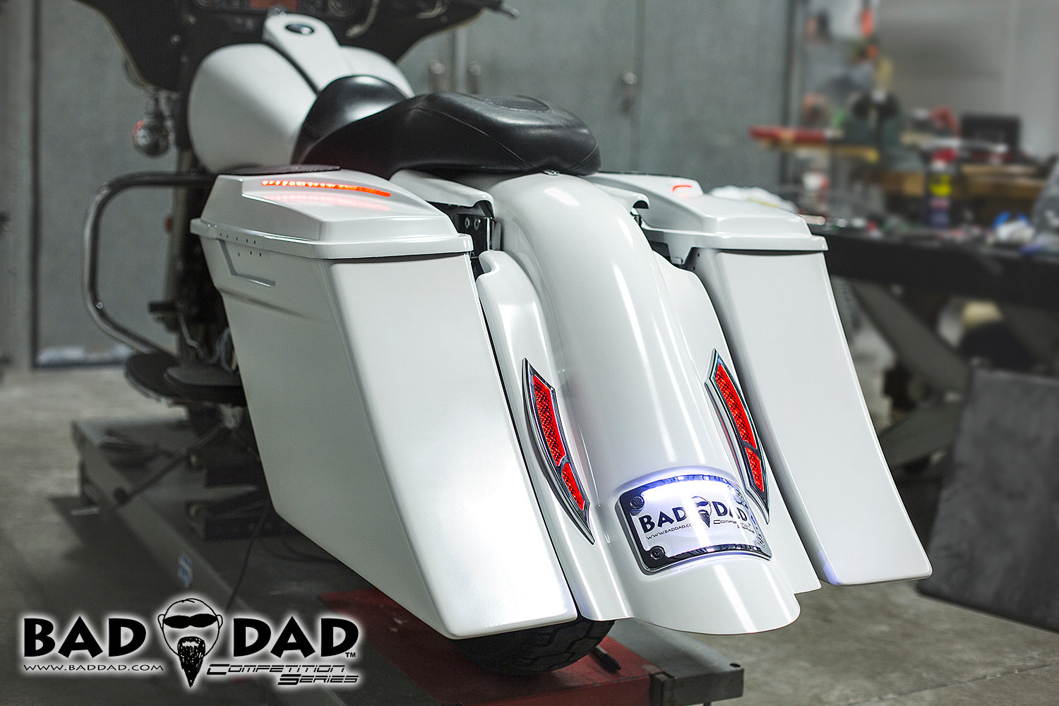 Competition Series Fender with Surface Lights & Bag Kit (Dealer)