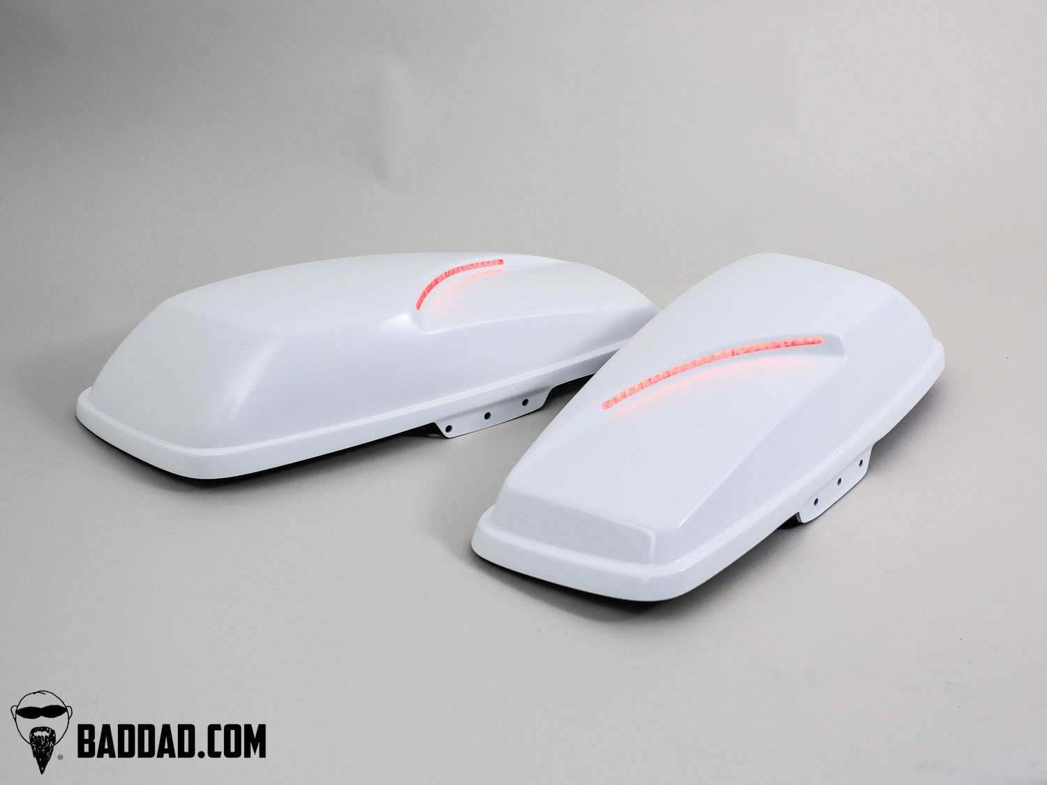 Pair of custom saddlebag lids with LED taillights for Electra Glide baggers