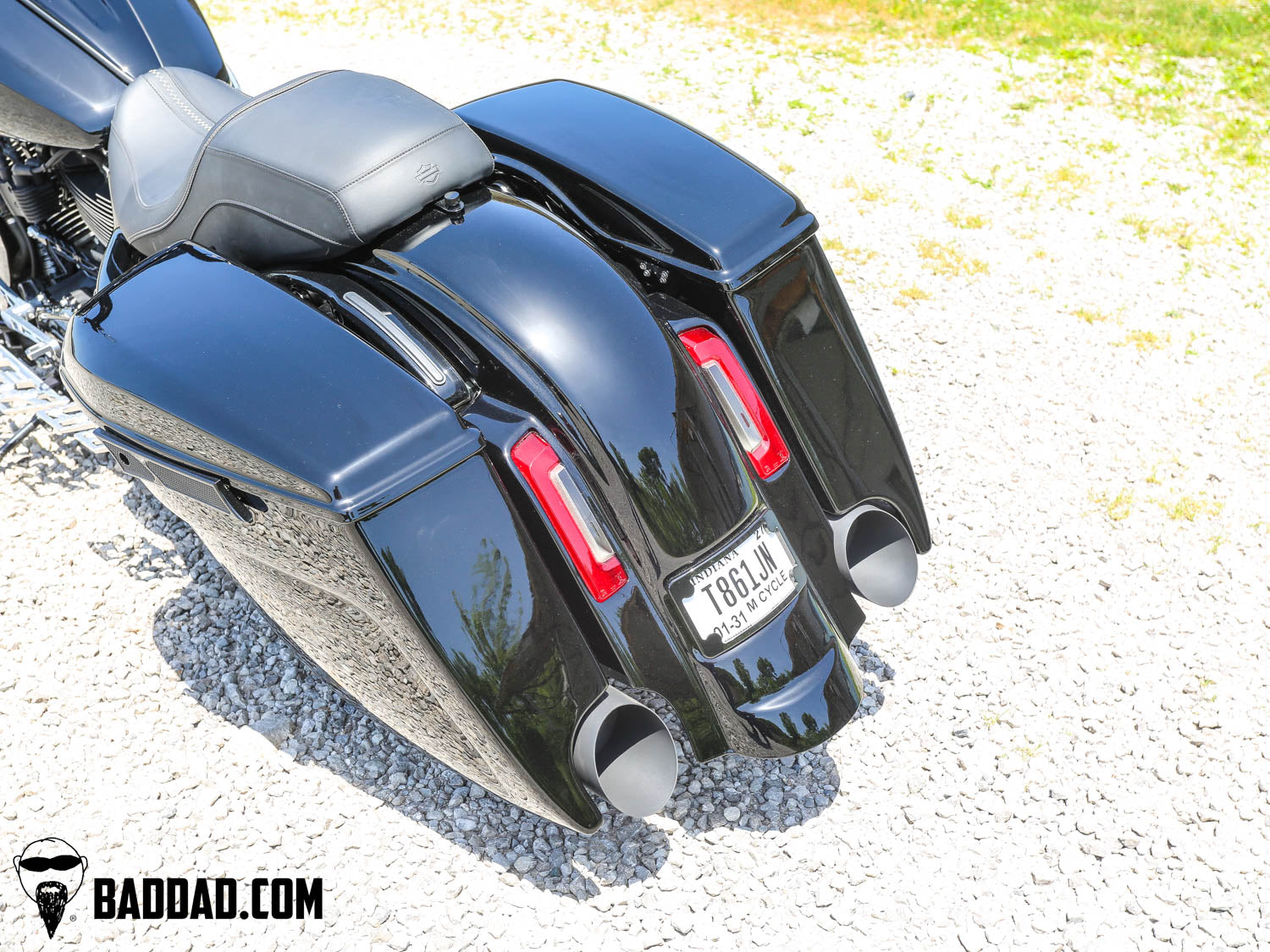 Vantage Series fender with Premium Plate Frame LEDs, rear view