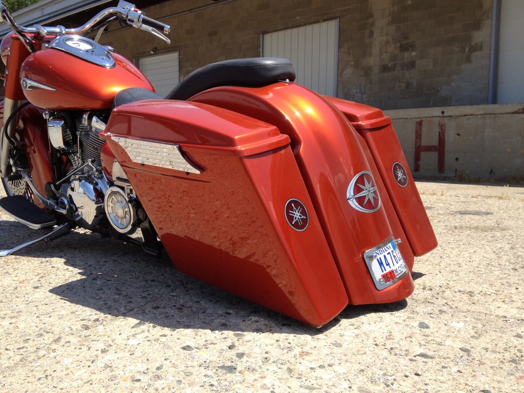 
      Road Star Bagger Fender with Recess